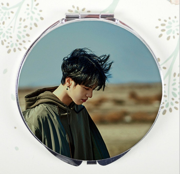 กระจก GOT7 - Never Ever