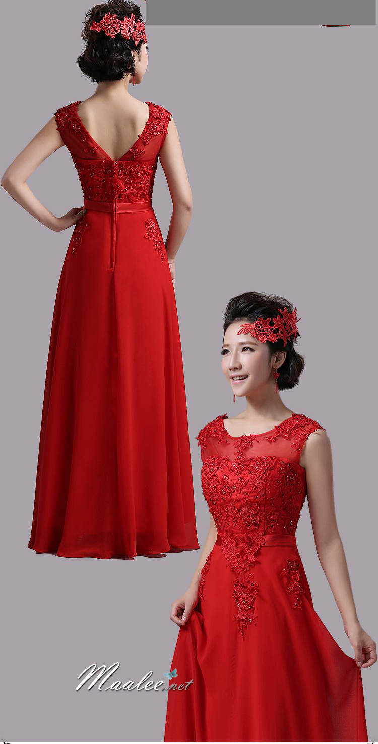 พร้อมเช่า ชุดราตรียาว สีแดง แบบเรียบหรู แต่งลูกไม้เซาะดอก ปักลูกปักมุก