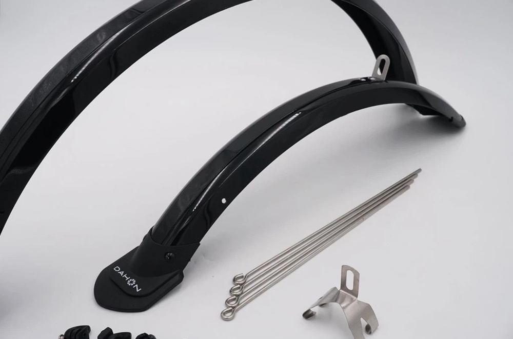 บังโคลนจักรยาน DAHON Fender set 16", 20" V-Brake, 20" Disc Brake ผลิตจากพลาสติก PP มีให้เลือก สำหรับล้อ 16", 20" วีเบรก และ 20" ดิสเบรก.