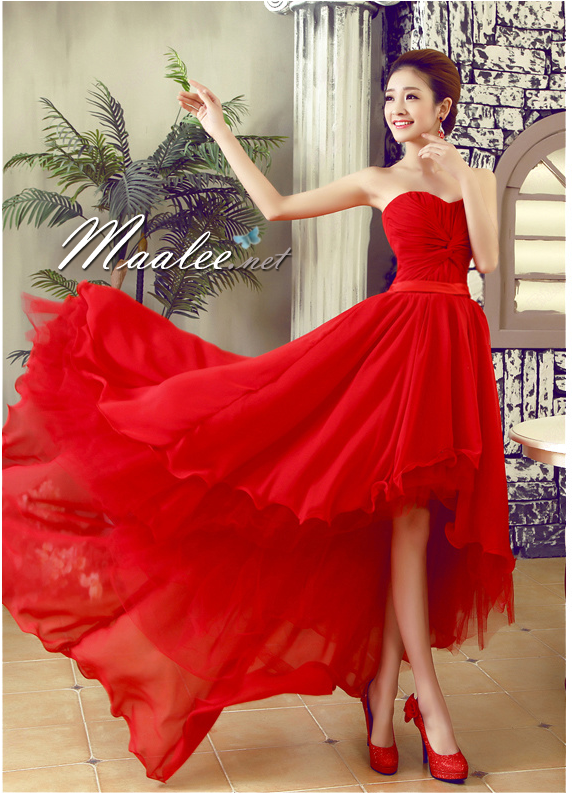 พร้อมเช่า ชุดราตรีสั้น เกาะอก หน้าสั้นหลังยาว คอจับเดรปรูปหัวใจ สีแดง