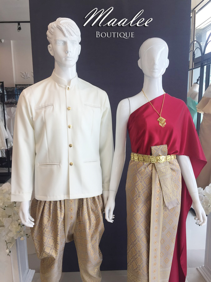 เช่า ชุดไทย ชุดเพื่อนเจ้าสาว ชุดไทย ผ้าถุงสีทอง สไบเรียบ สีแดง