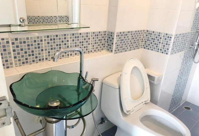 ให้เช่าคอนโดเดอะคิทท์ คลองหลวง ตึก B ชั้น 3 ห้อง 28.5 ตร.ม.มีแอร์ 2 ตัว ใกล้ธรรมศาสตร์รังสิต