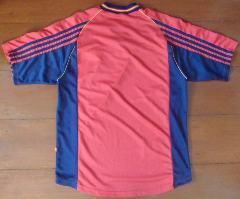 เสื้อฟุตบอล ทีมชาติสเปน ชุดเหย้า ชุดลุยศึกฟุตบอลโลก 1998 M-Size / SPAIN Football Shirt Home Kit World Cup 1998 Jersey M-Size
