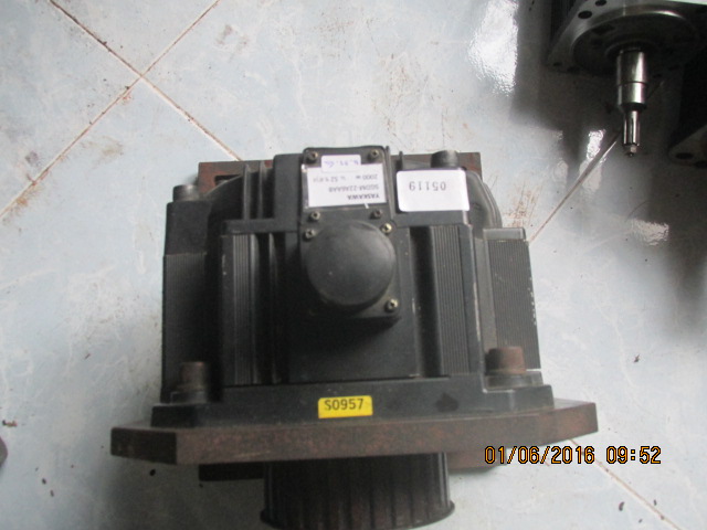 SGDM-22A6AAB SERVO MOTOR " YASKAWA "