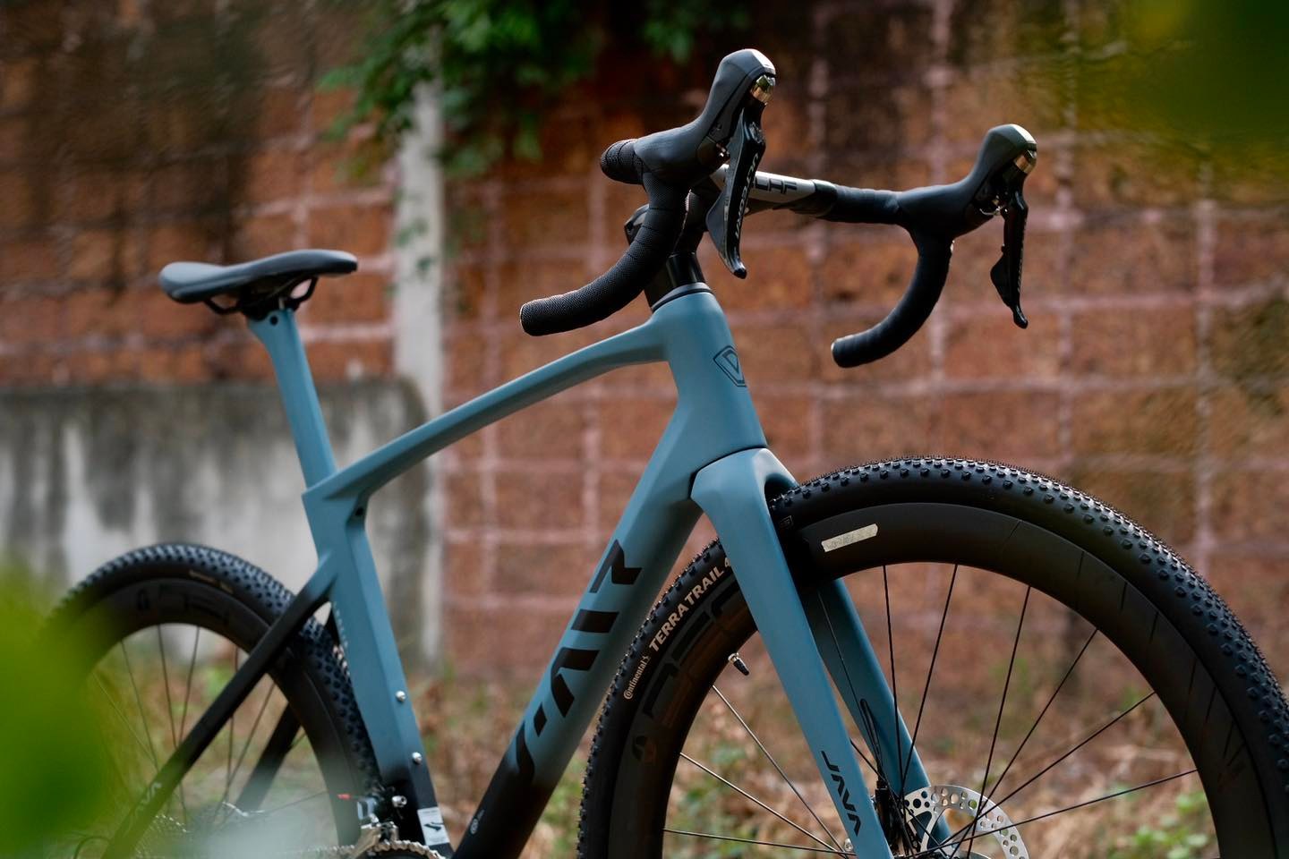 จักรยานเสือหมอบกราเวลไบค์ JAVA LANCIA Gravel Bike Shimano Ultegra Disc R8020 22sp ตัวเฟรมทรง All Around 2022