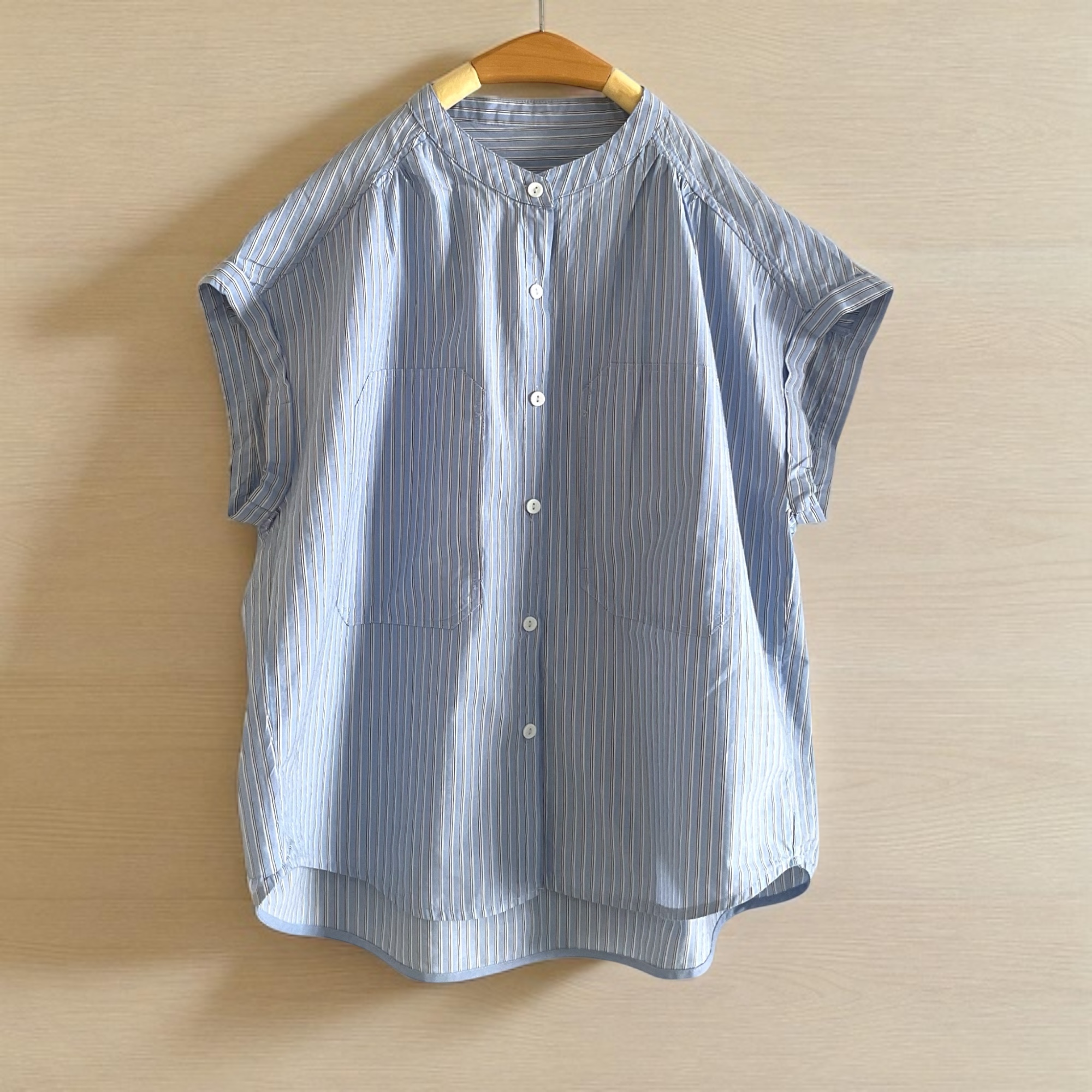 เสื้อแขนเต่อผ้าฝ้ายลายริ้วแต่งกระเป๋า