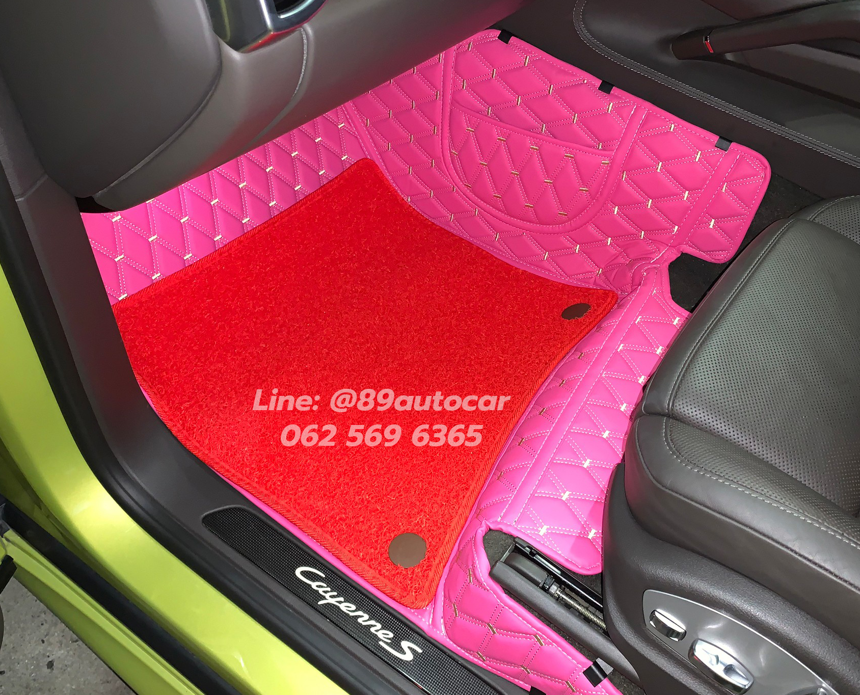 Prosche Cayenne (ปอเช่ คเยน) 2007-2018 ปูพรมVVIP สีชมพูด้ายทอง เสริมไวนิลดักฝุ่นสีแดง เต็มคัน