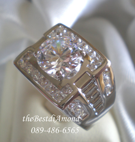 BR807RD+++แหวนชายดีไซน์สี่เหลี่ยมหรูหรา+++หรูสุดๆ เพชรแพรวพราว พร้อมโชว์เพชรขนาด 2 กะรัตกว่าๆ สวยเหมือนออกมาจากร้านจิวเวลลี่เลยค่ะ