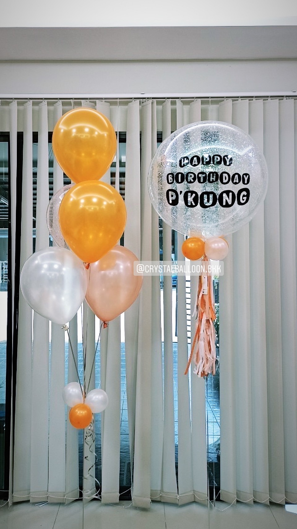 ลูกโป่ง วันเกิด Bubble ขนาด 24" Theme สีส้ม พร้อม ช่อลูกโป่ง ช่อ 5 ลูก 1 ช่อ,ลูกโป่งใส ใส่กลิตเตอร์ พร้อมตกเเต่ง สามารถเปลี่ยนสีลูกโป่ง/เปลี่ยนข้อความ/เปลี่ยนขนาดได้