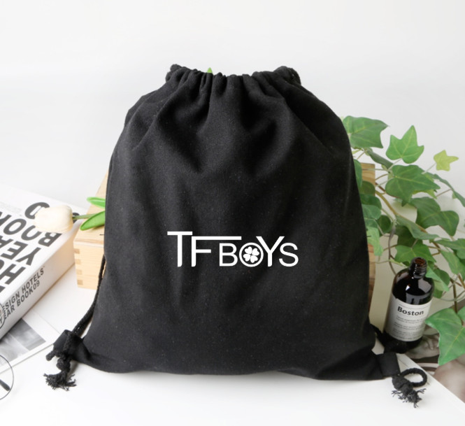 ถุงผ้าหูรูด TFBOYS