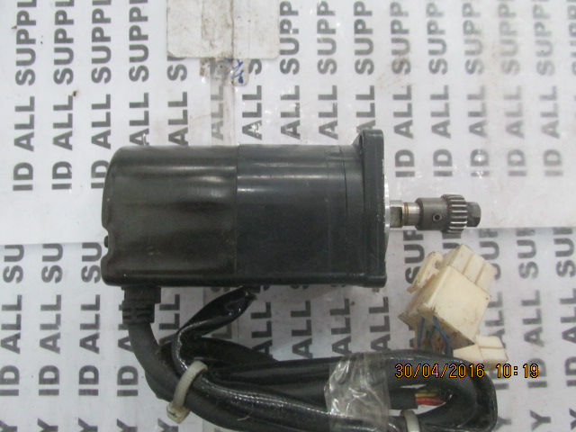 SGM-A3BFJ12 SERVO MOTOR " YASKAWA "