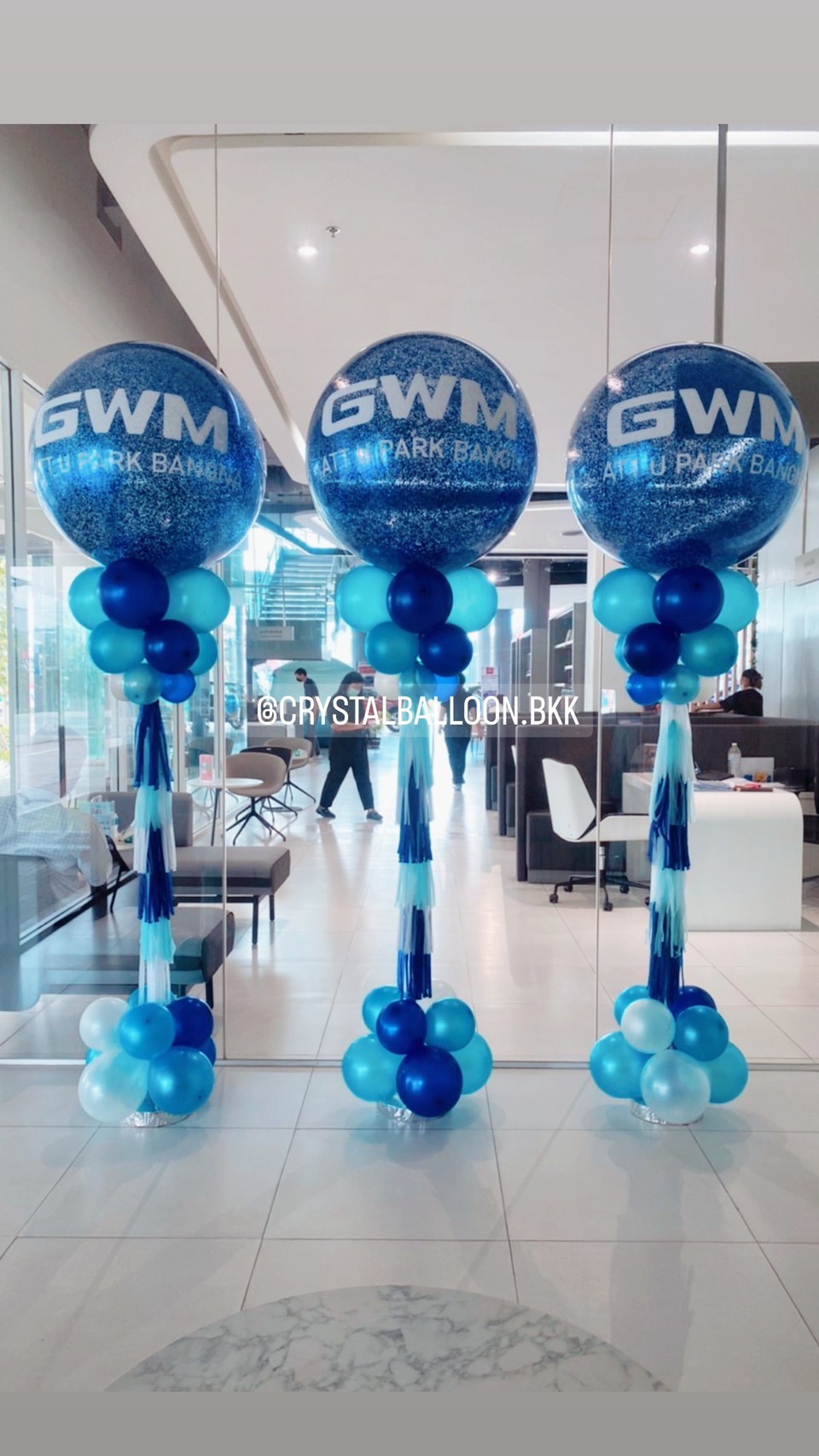 เสาลูกโป่ง เปิดงาน Bubble 36" Theme น้ำเงิน-ฟ้า 3 เสา พร้อมตกแต่ง สามารถเปลี่ยนสีลูกโป่ง/เปลี่ยนข้อความได้