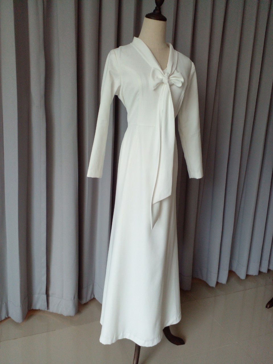 พร้อมเช่า ชุดแต่งงาน มินิมอล ชุดหมั้น งานตัด แขนยาว