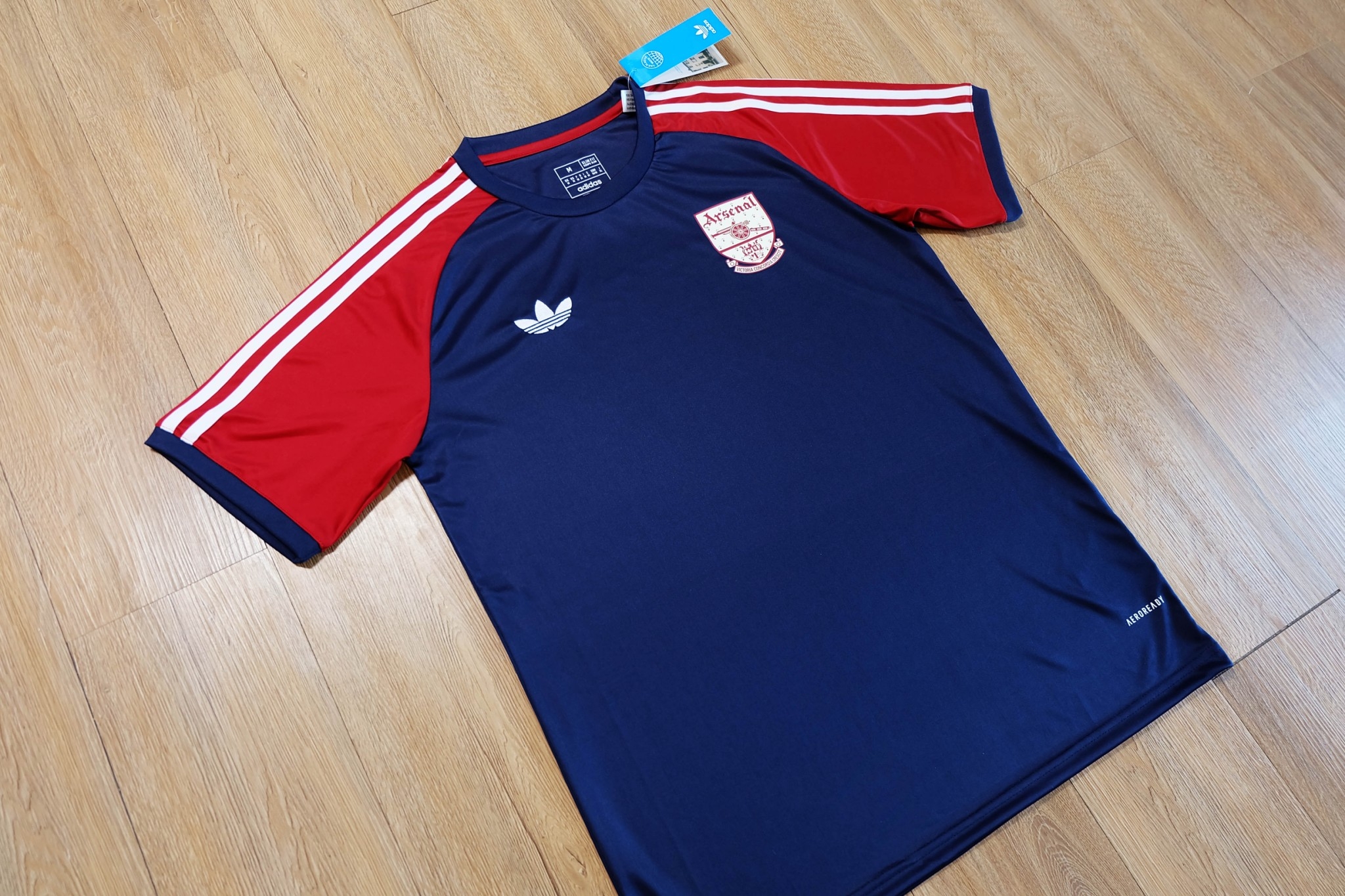 Arsenal Adicolor Classics 3-Stripes 2024/25 เสื้ออาร์เซนอล