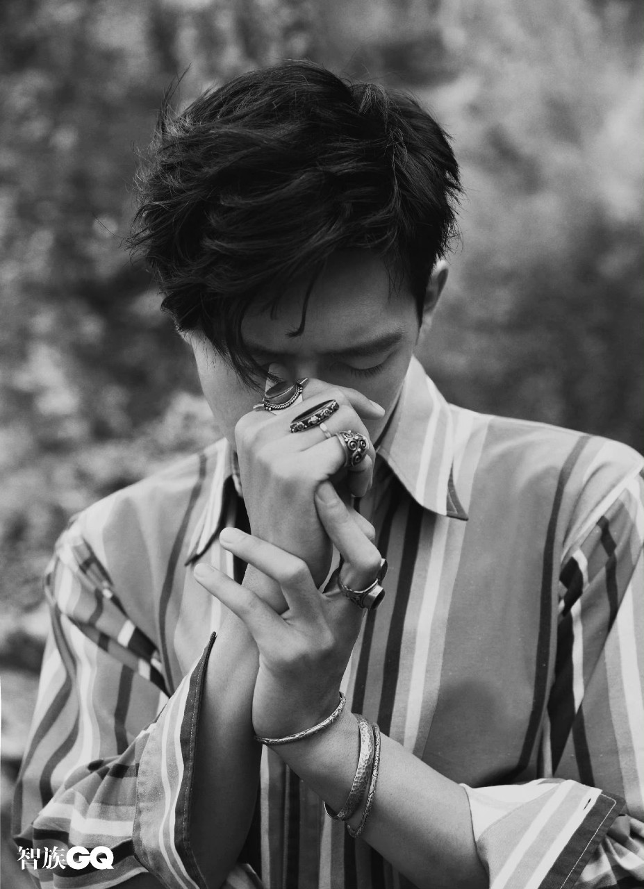 นิตยสาร GQ หลี่เซี่ยน ฉบับเดือน 6/2022