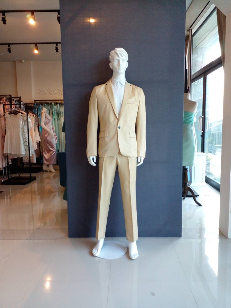 พร้อมเช่า ชุดสูทชาย (สูทแฟชั่น) เนื้อผ้าใส่สบาย สีครีม พลัสไซส์ (ไม่มีเสื้อกั๊ก)