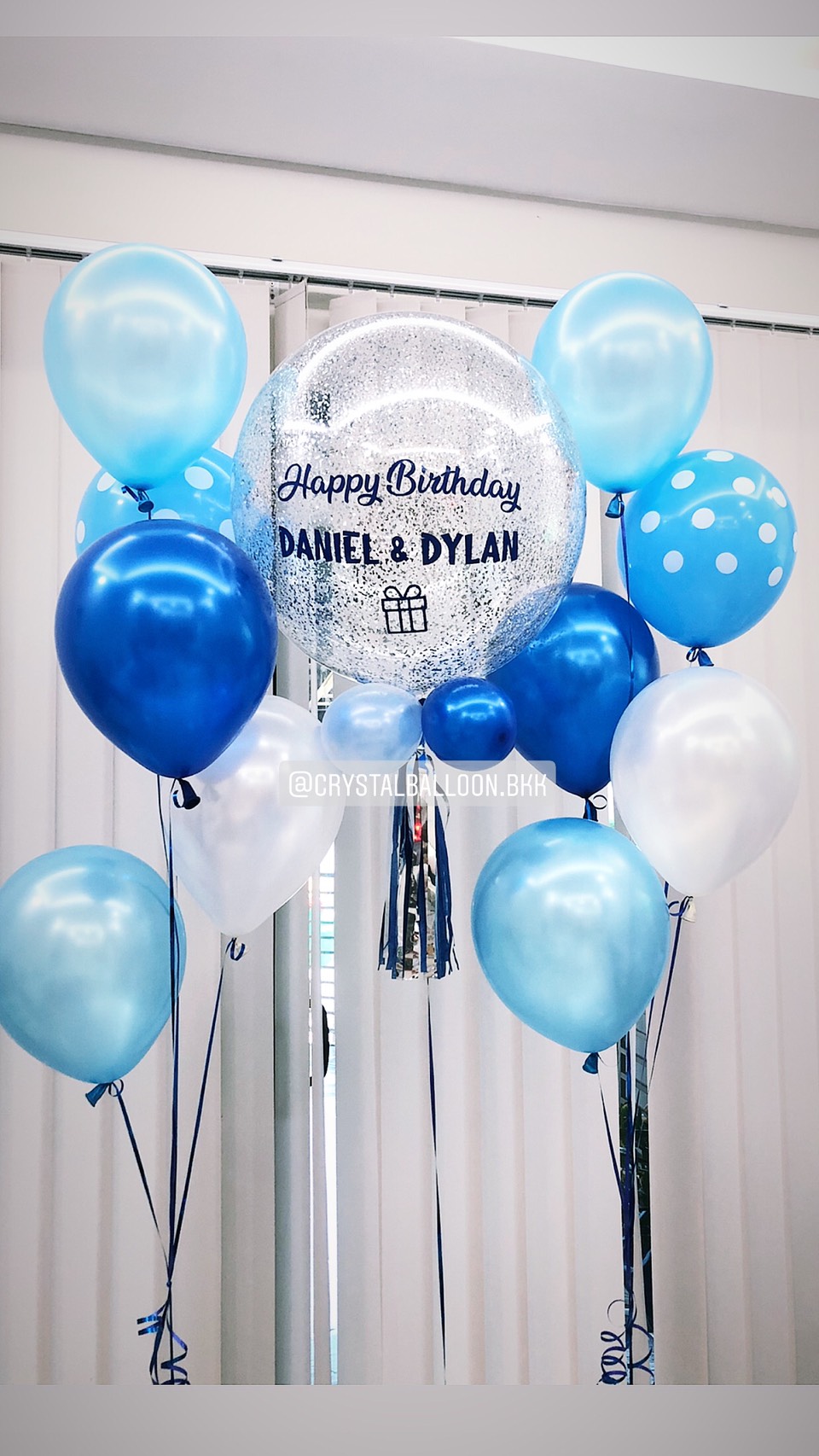 ลูกโป่ง วันเกิดเด็กคู่แฝด Bubble ขนาด 24" สีสวย สดใส พร้อม ช่อลูกโป่ง ช่อ 5 ลูก 2 ช่อ,ลูกโป่งลายจุด 2 ลูก พร้อมตกเเต่ง สามารถเปลี่ยนสีลูกโป่ง/เปลี่ยนข้อความ/เปลี่ยนขนาดได้