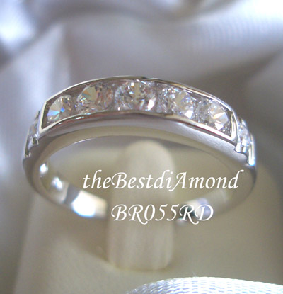 BR055RD+++แหวนแถวเพชร 7 เม็ด+++เรียบ หรู สไตน์แหวนแถว วงนี้เรียบร้อย ใส่ติดนิ้วได้ตลอดเลยค่ะ ไม่มีล้าสมัยค่ะ