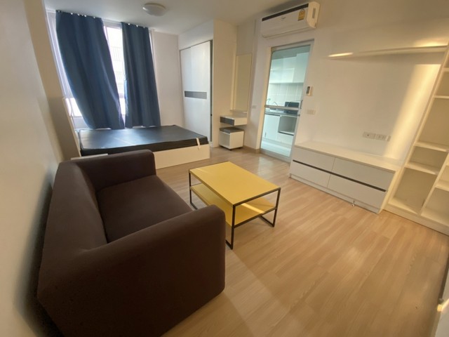 ให้เช่า ซูม คอนโด เพลส2 ห้อง 28 ตรม.ชั้น 3 ใกล้ ม.กรุงเทพฯ เครื่องใช้ไฟฟ้าครบ พร้อมอยู่