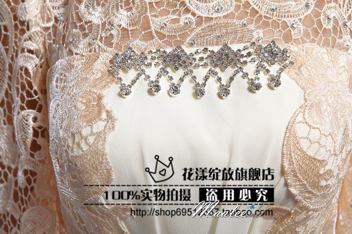 พร้อมเช่า ชุดราตรียาว สีเขียวอ่อน แขนสามส่วน แต่งลูกไม้ จับเดรปทรงนาฬิกาทราย (L-3XL)