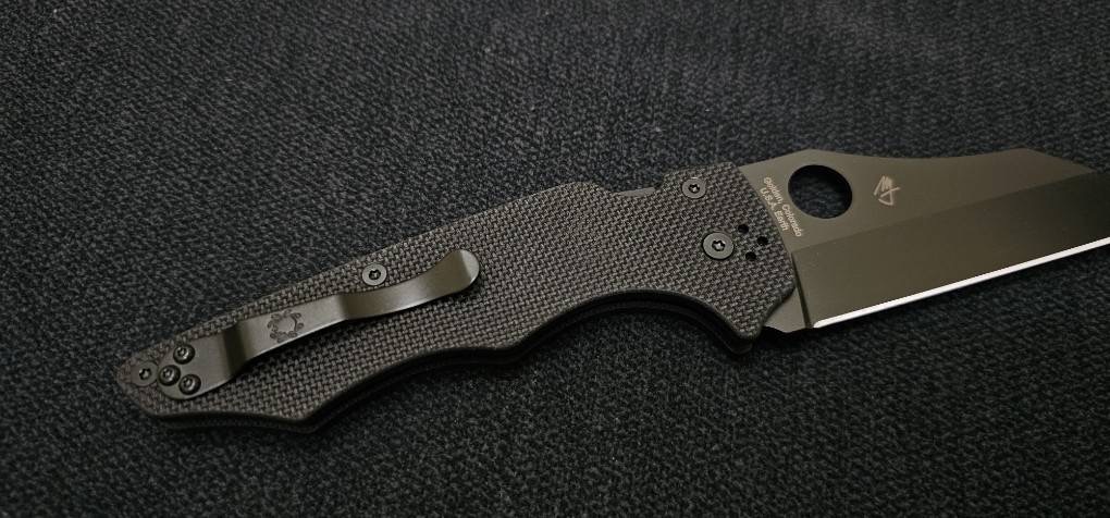 Spyderco YoJumbo Compression Lock Knife Black G-10 (4" Black)