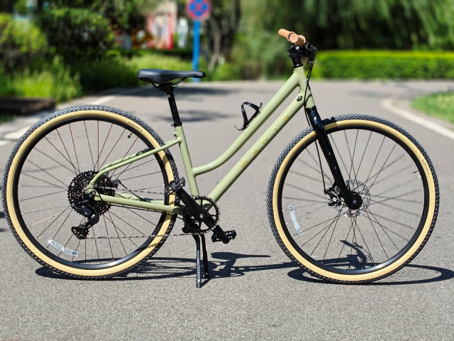 MARIN Kentfield 2 ST จักรยานเมืองหญิง 700C 10 สปีด ดิสก์เบรก