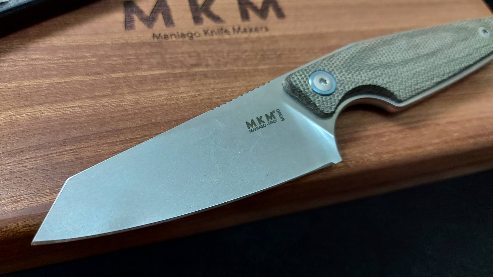 MKM MAKRO 1 M390 SW SHEEPSFOOT FIXED bld GRN CVN MICARTA hdl