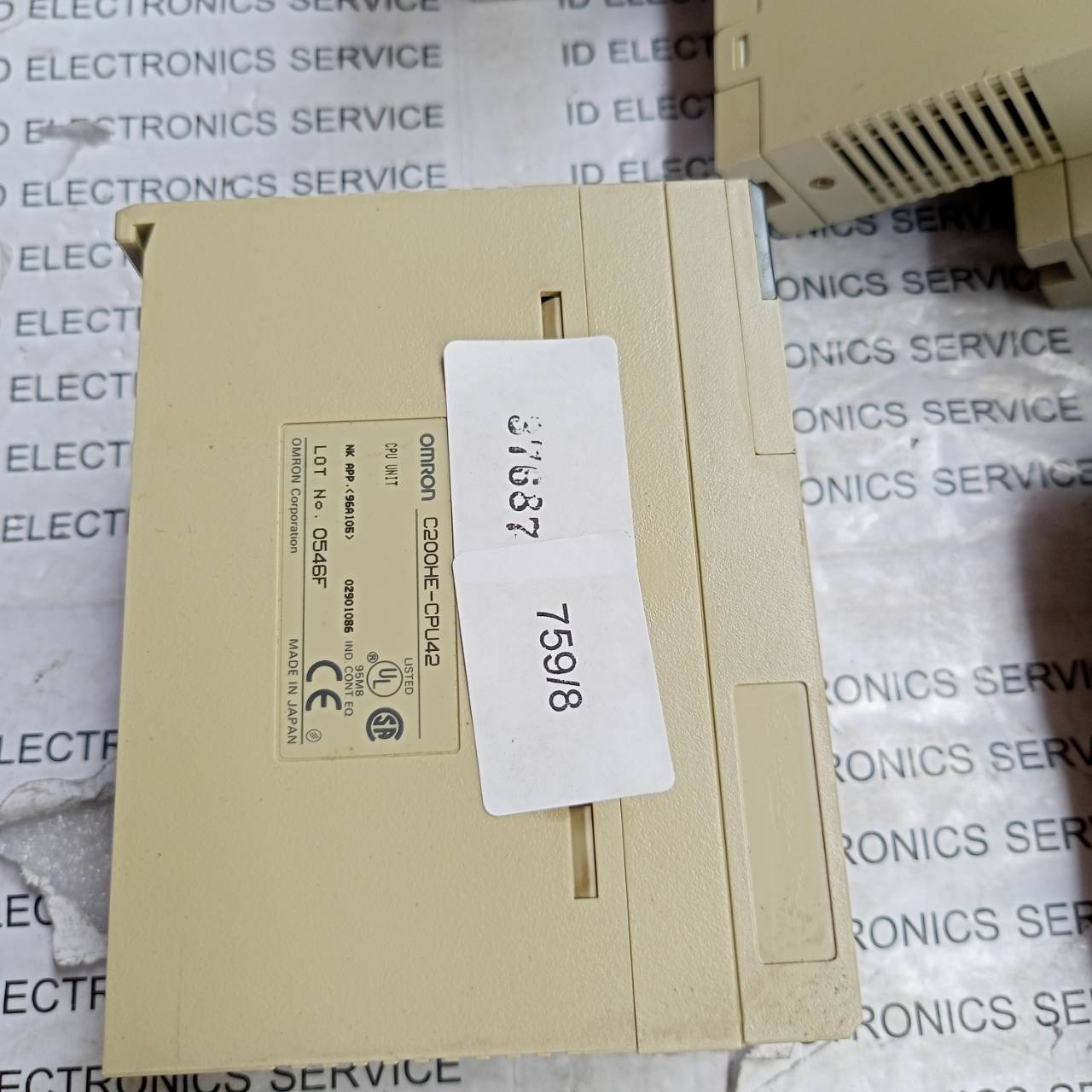 C200HE-CPU42 PLC " OMRON "