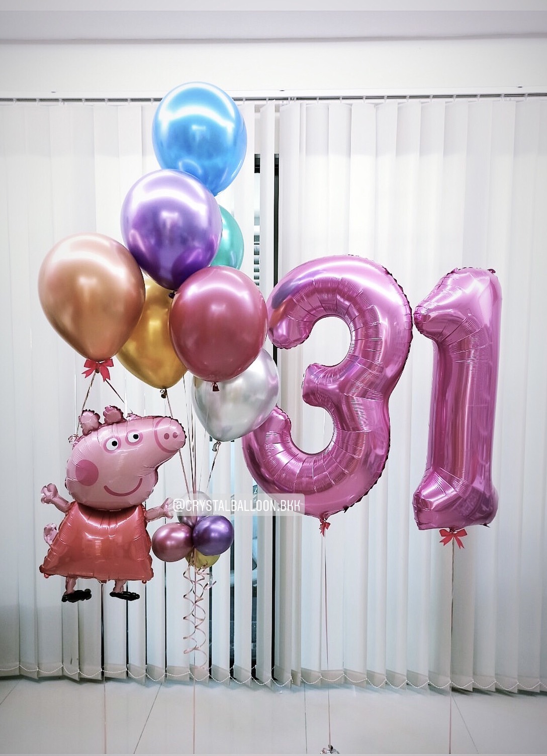 ลูกโป่ง วันเกิดเด็ก Theme Peppa Pig พร้อม ช่อลูกโป่งโครเมี่ยม ช่อ 6 ลูก 1 ช่อ พร้อม ฟอยล์ตัวเลข ขนาด 40" 2 ชิ้น พร้อมตกเเต่ง สามารถเปลี่ยนสีลูกโป่ง/เปลี่ยนสี-ฟอยล์ตัวเลข/เปลี่ยนฟอยล์ตกแต่งได้