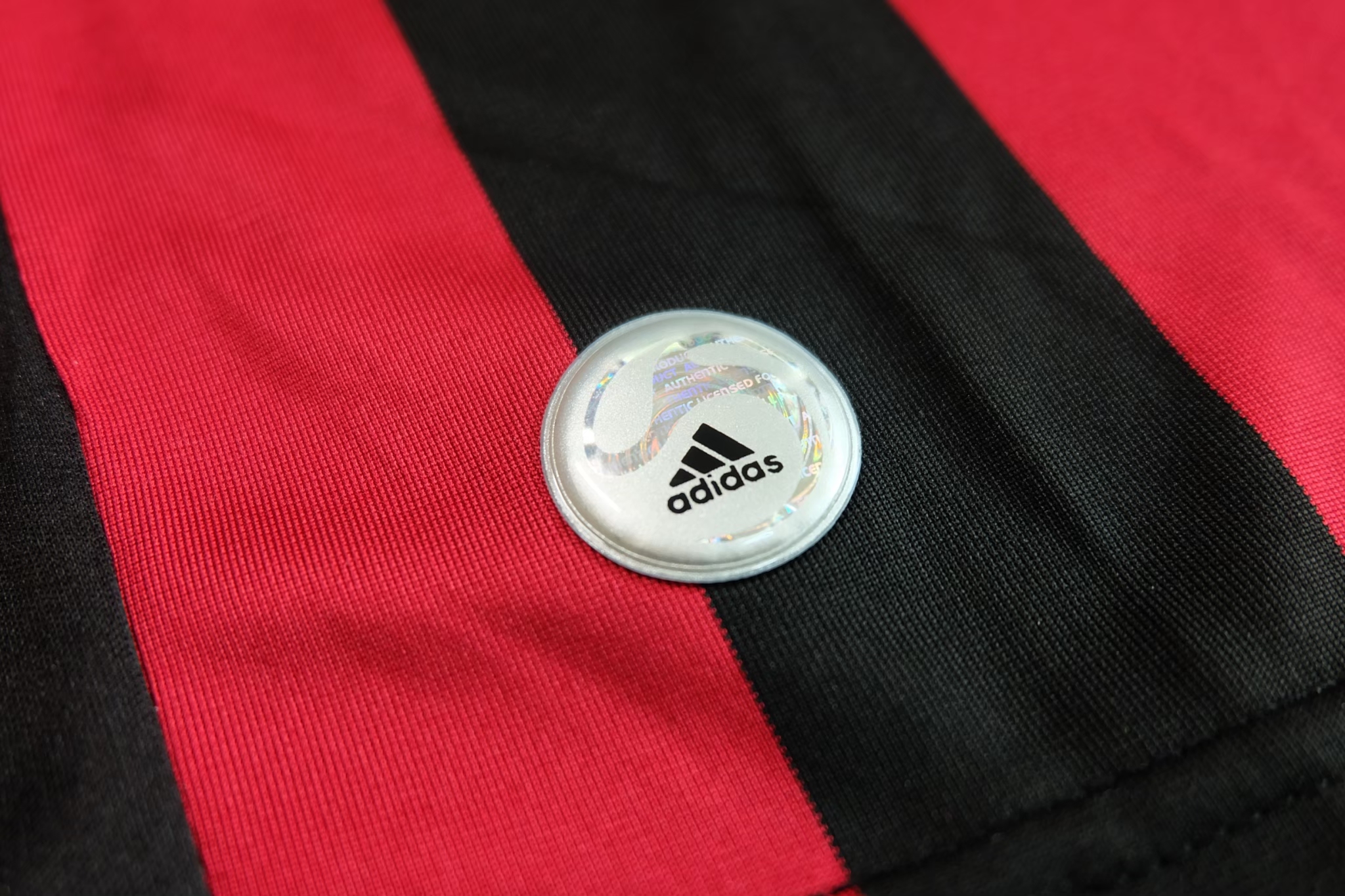 AC Milan 2009/10 Vintage Jersey เสื้อฟุตบอลย้อนยุค เสื้อเอซี มิลานย้อนยุค
