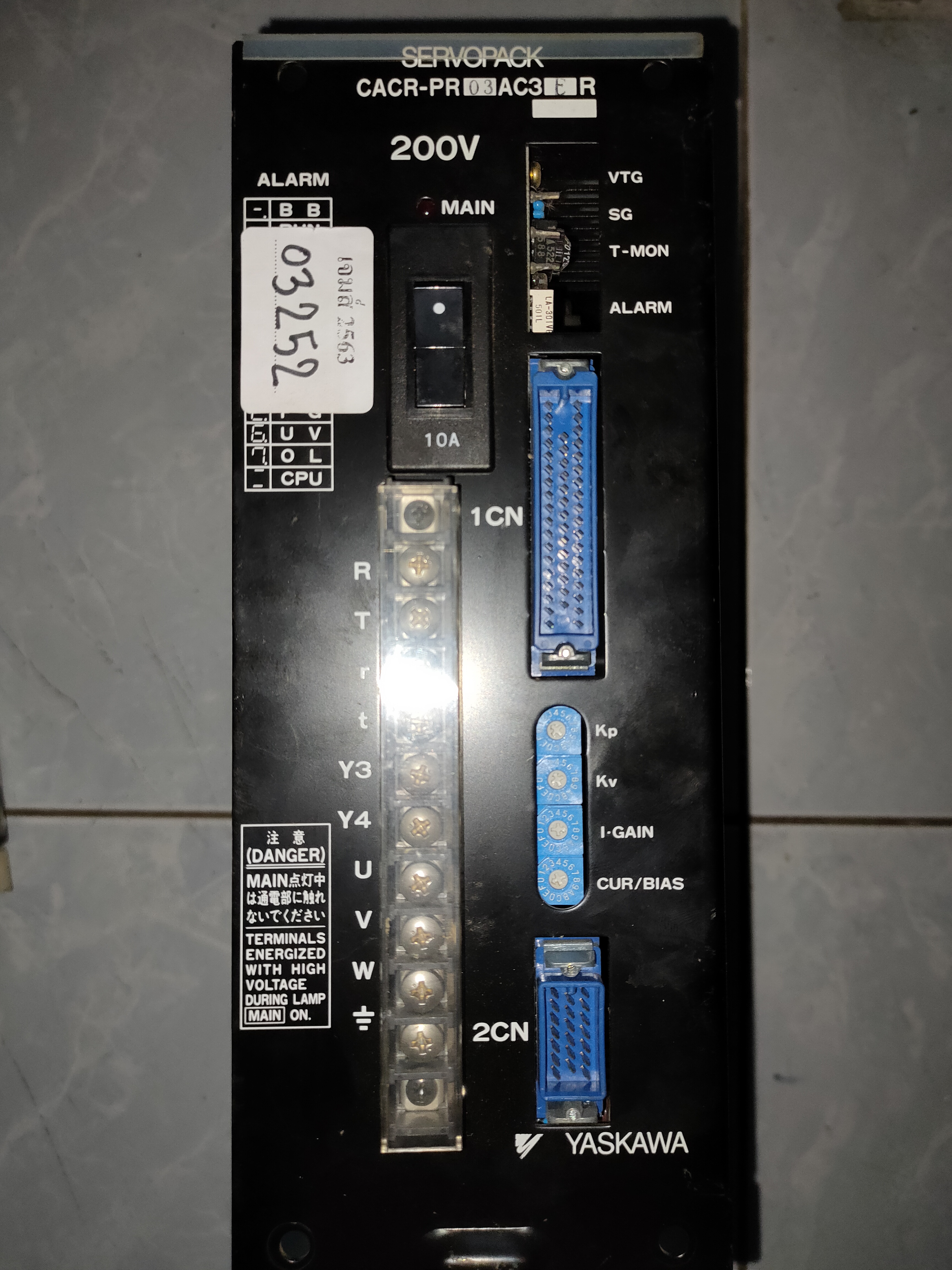 CACR-PR03AC3 SERVO DRIVE “ YASKAWA ”