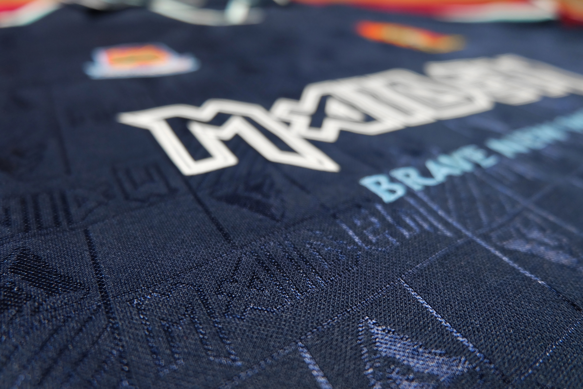 West Ham X Iron Maiden 1999 Retro football เสื้อบอลเวสต์แฮมย้อนยุค 1999