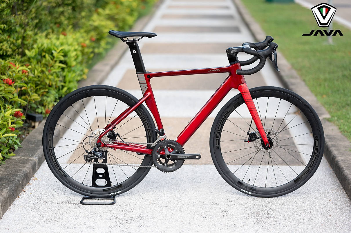 จักรยานเสือหมอบ JAVA SILURO 6 DISC เฟรมอลู ตะเกียบคาร์บอน เกียร์ Shimano Sora 2*9 สปีด