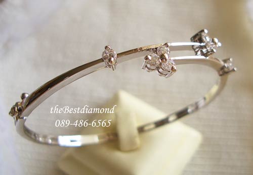 BB027RD+++กำไลเพชร cute style(ดอกจิก)+++กำไลน่ารักๆๆๆ ใส่ติดข้อมือได้ทุกวันไม่เวอร์ แบบน่ารักๆ เพชรไม่เยอะ วัยรุ่น หรือสาวoffice ใส่ได้สบายๆเลยค่ะ