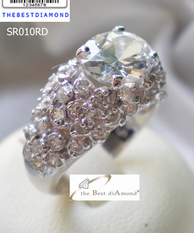 SR010RD แหวนเงินแท้ หรูหรา ดูไฮโซ ดูดีมากๆๆ เหมือนของจริงสุดๆๆ เพชรแวววาวระยิบระยับ เพชรตรงกลางเพชร CZ รูปไข่ 8*9 มม รับประกันความสวย