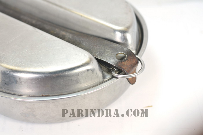 กล่องข้าวทหารแสตนเลส งานเก่า หายาก Us E.A.CO 1944 อายุ เกือบ 70 ปี