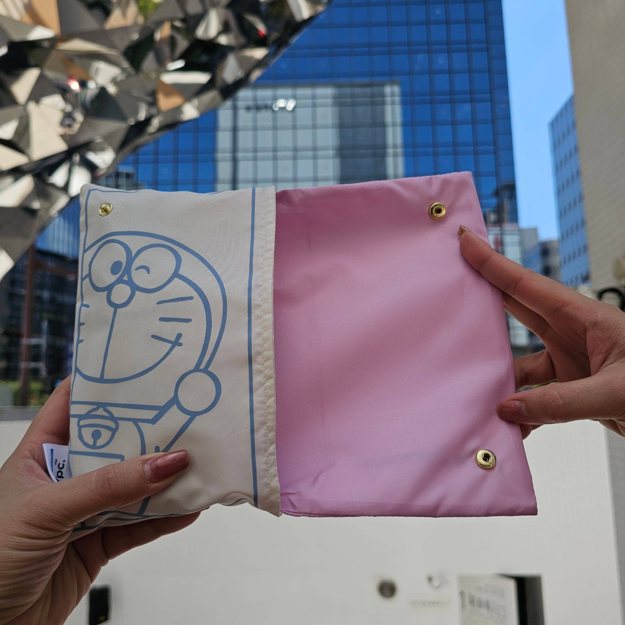 Mini Parasol Doraemon Wpc Folding Umbrella สีอ่อนไม่สะสมความร้อน และยังกัน UV 100% (55 cm)