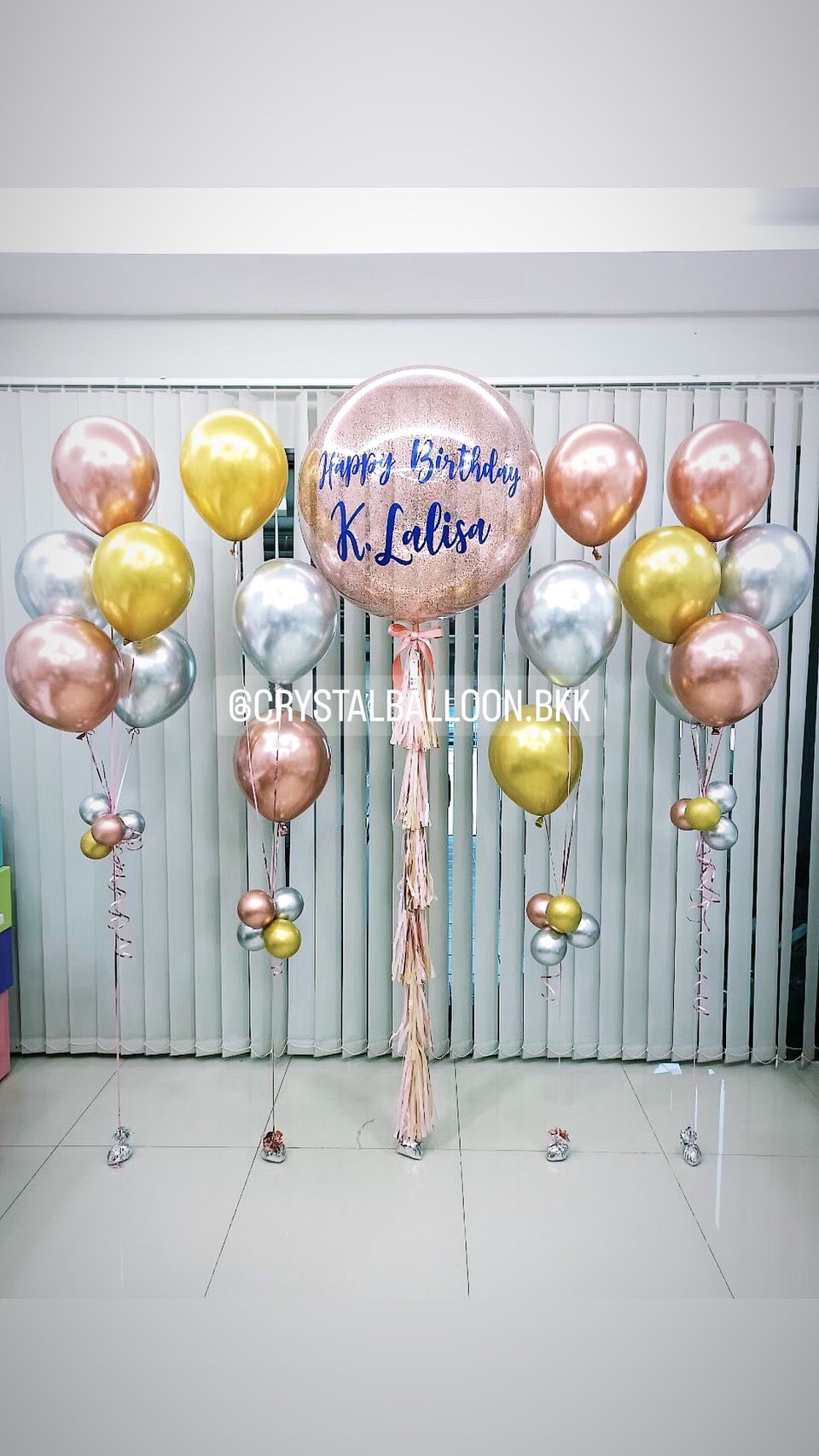ลูกโป่ง วันเกิด Bubble ขนาด 36" พร้อม ช่อลูกโป่งโครเมี่ยม ช่อ 3 ลูก 2 ช่อ,ช่อลูกโป่งโครเมี่ยม ช่อ 5 ลูก 2 ช่อ พร้อมตกเเต่ง สามมรถเปลี่ยนสีลูกโป่ง/เปลี่ยนข้อความ/เปลี่ยนขนาดได้