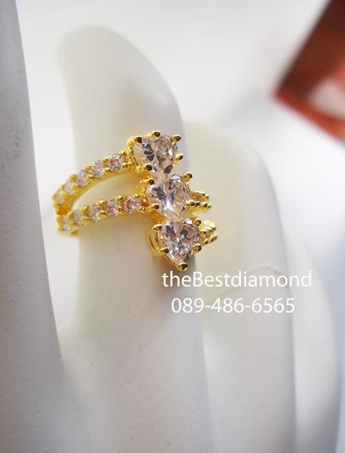 BR610+Perfect 3 heart ring +++ แหวนเพชร cz รูปหัวใจ 3 ดวง ดีไซน์ 3 แถว modern หรูหรา ไฮโซ สุดๆ เพชรแวววาวมากๆๆ