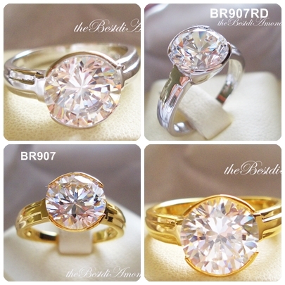 แหวนเพชรเม็ดเดี่ยว เล่นไฟดีมาก เรียบๆ แต่หรูอลังการมากสำหรับรหัสนี้ค่ะ โชว์เพชรเต็มๆ ขนาดประมาณ 3 กะรัต ชุบทองแท้ 24 K หนา 5ไมครอน BR907