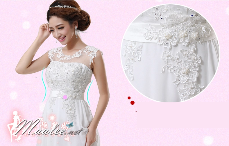 พร้อมส่ง ชุดราตรียาว สี ครีม Champagne คอปาด แต่งลูกไม้หรูเซาะดอก ปักลูกปัด