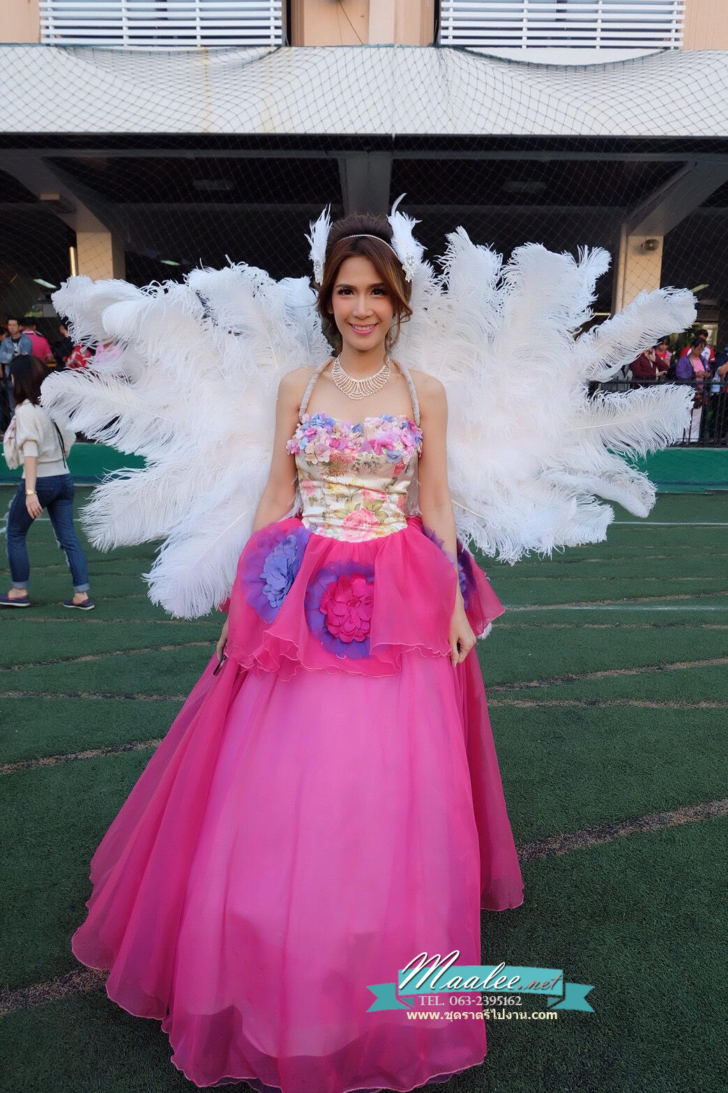 พร้อมเช่า ชุดแฟนซี ชุดราตรียาว แบบเกาะอก กระโปรงพองสวยสีม่วง แต่งดอก (เชือกผูกหลัง)