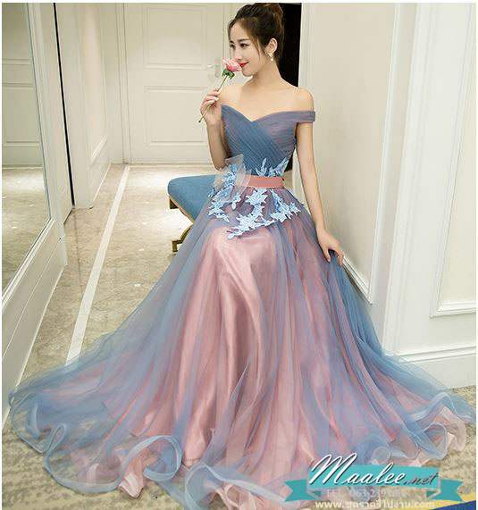 พร้อมเช่า ชุดราตรียาว แบบไหล่ปาด สีเทา-ชมพู Two Tone สไตล์เจ้าหญิง สวยหวานน่ารักมาก เนื้อผ้าตาข่าย แต่งโบว์และลูกไม้ช่วงเอว (เชือกผูกหลัง)