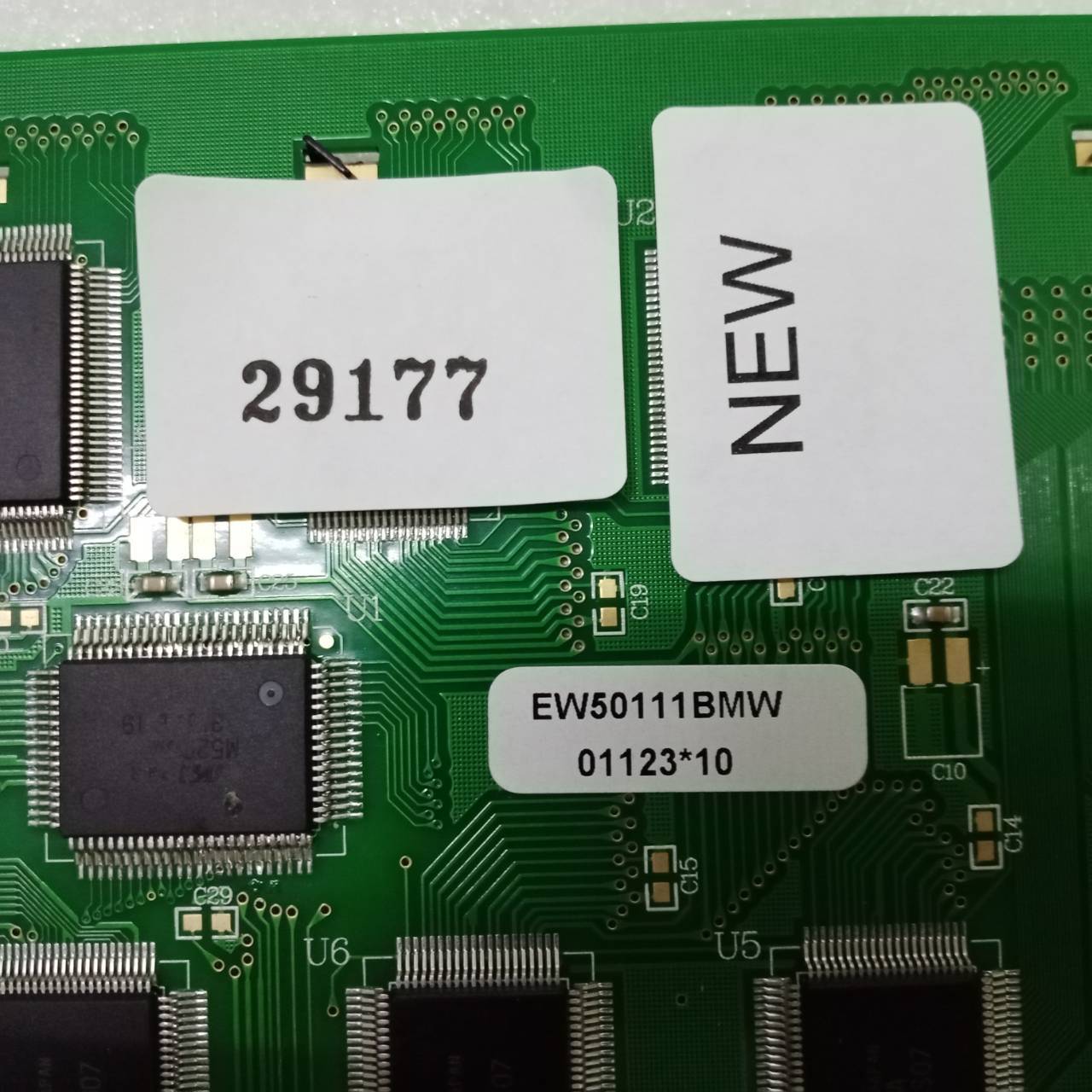 EW50111BMW LCD PANEL