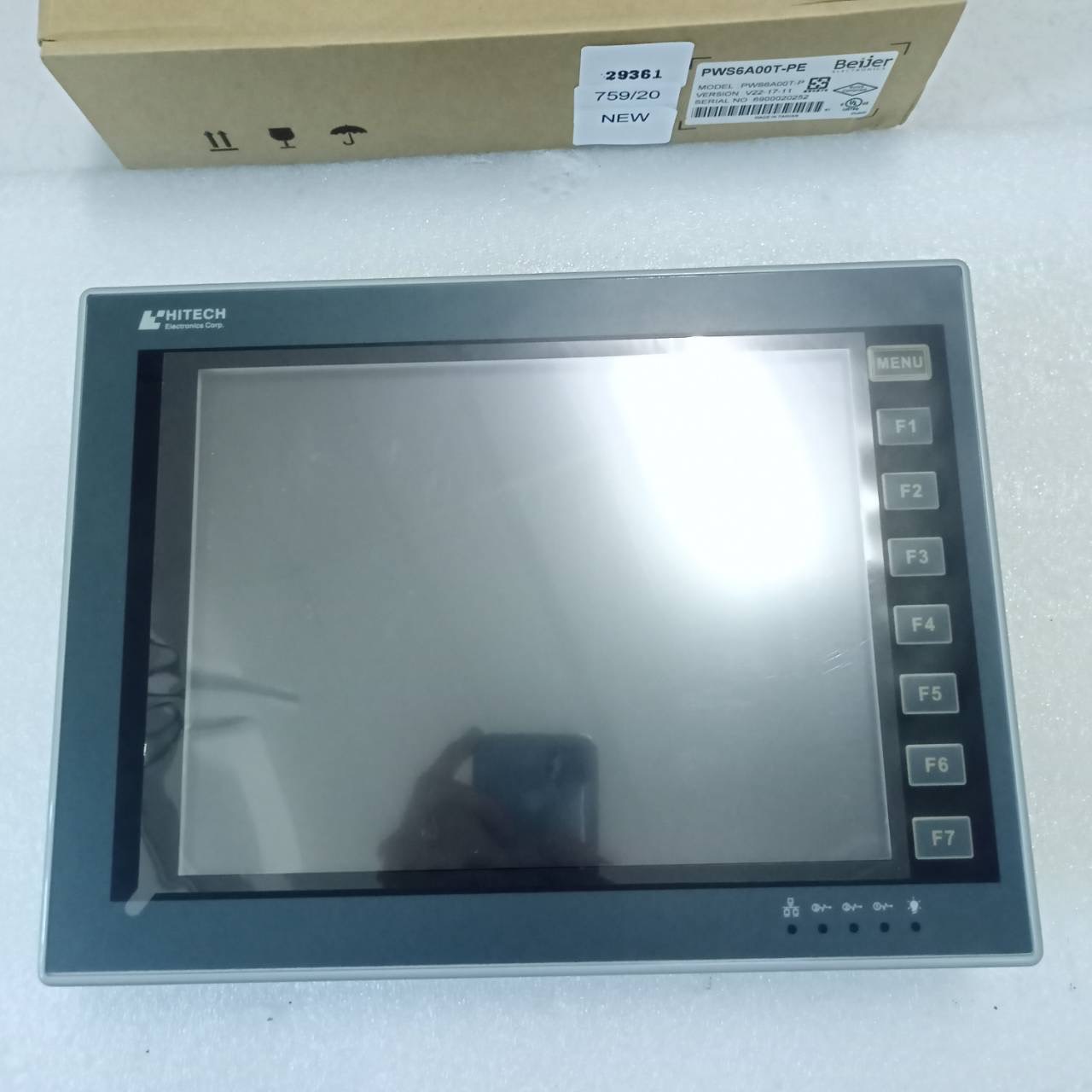 HMI " HITECH " รุ่น PWS6A00T-P