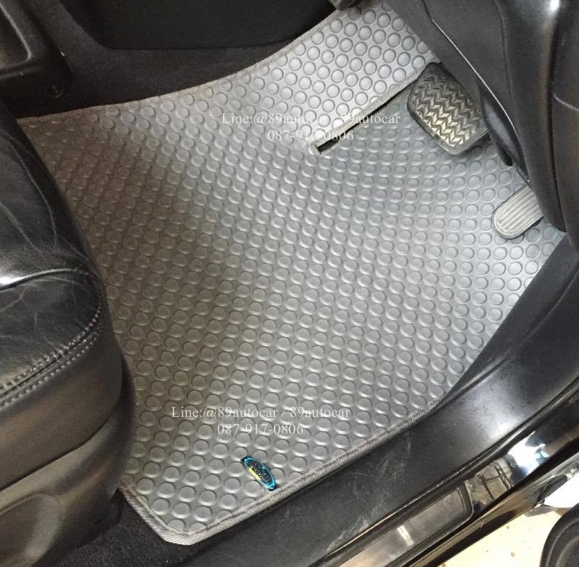 ผ้ายางปูพื้นรถยนต์ Lexus RX300 ลายกระดุมสีเทาขอบเทา