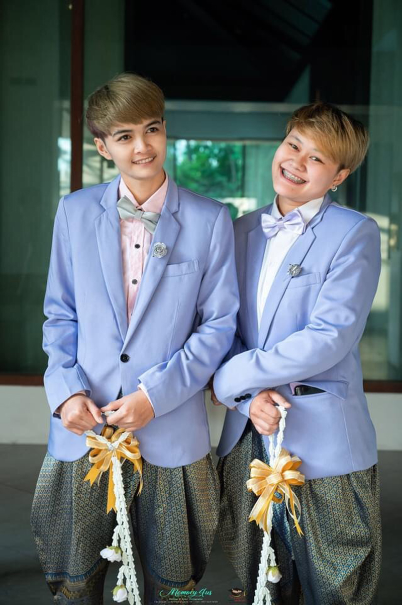 พร้อมเช่า ชุดสูทชาย สีม่วง สไตล์เกาหลี (ไม่มีเสื้อกั๊ก)