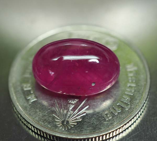 ทับทิมสีแดงชมพูสวยมีเหลือบ 6.60 กะรัตหลังเบี้ย (1236)