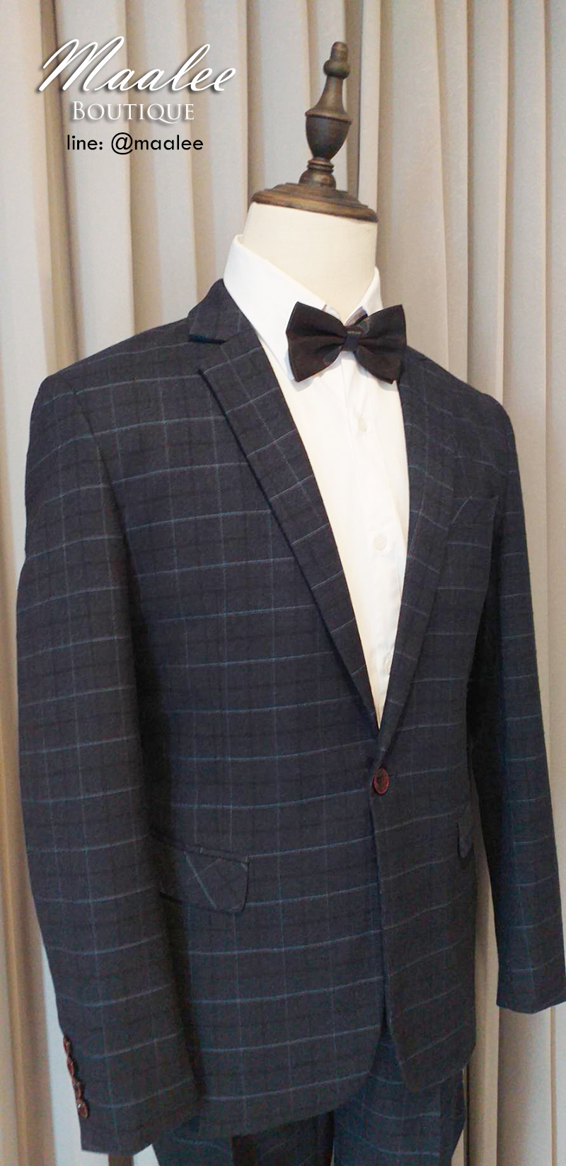 พร้อมเช่า ชุดสูทชาย สีกรมท่า ลายตาราง ทรงเข้ารูป Slim-cut พร้อมเสื้อกั๊ก