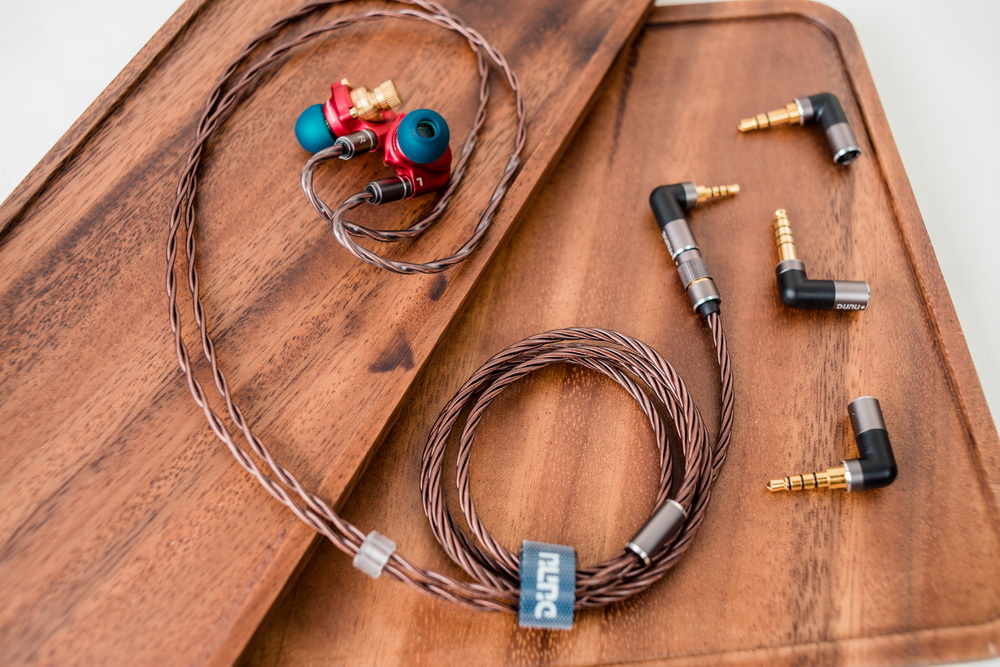 ขาย DUNU NOBLE สายอัพเกรดหูฟัง Furukawa OCC ถักกับสายเงินบริสุทธิ์